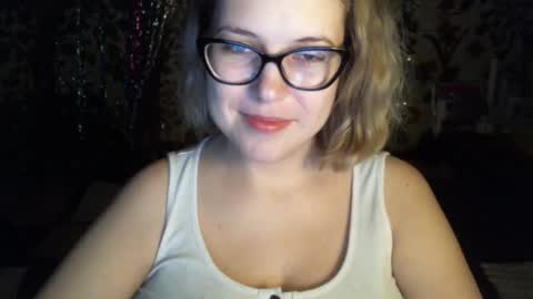 Snapshot of kindsweet chatting on 03.10.25 kindsweet online show from 03.10.25