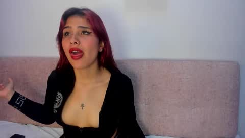 NIKKY AND MAIK online show from 12.23.25