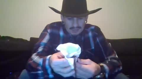 Snapshot of king761987 chatting on 10.02.25 king761987 online show from 10.02.25