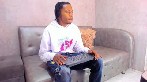 Snapshot of king_blazze chatting on 06.23.26 B L A Z Z E online show from 06.23.26