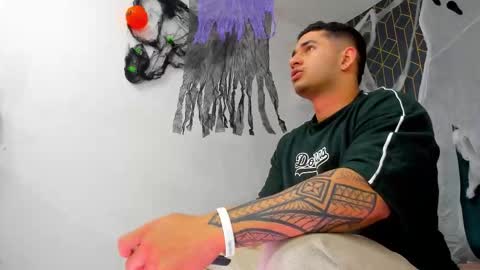 Angel Falconer online show from 10.14.25