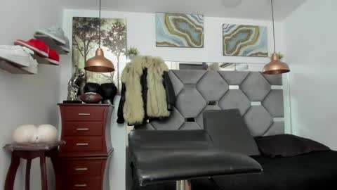 Snapshot of king_fitt_ chatting on 02.03.25 HOT MEN BLACK online show from 02.03.25