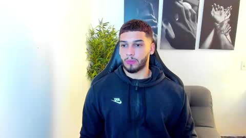 king_of_kings__ online show from 02.14.25