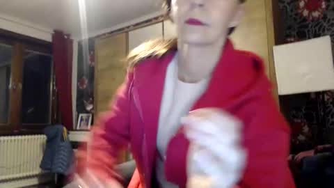 sexysexyhotwetpinkredpussy online show from 04.10.26