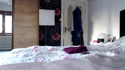 sexysexyhotwetpinkredpussy online show from 04.18.26