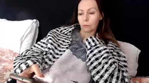 sexysexyhotwetpinkredpussy online show from 06.12.26