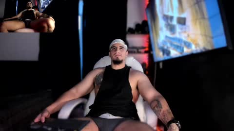 King Bear online show from 12.22.24