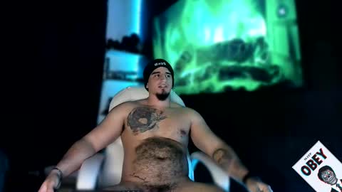 King Bear online show from 02.17.25