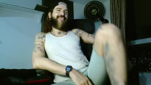 Snapshot of kingcat420 chatting on 05.08.26 Jake online show from 05.08.26