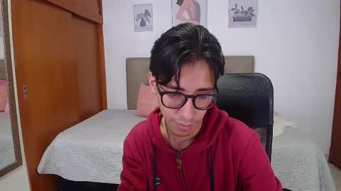 kingdanny_8 online show from 11.30.25