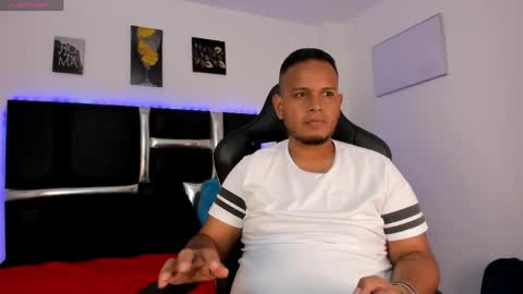 Snapshot of kingg_jay chatting on 05.05.26 kingg_jay online show from 05.05.26