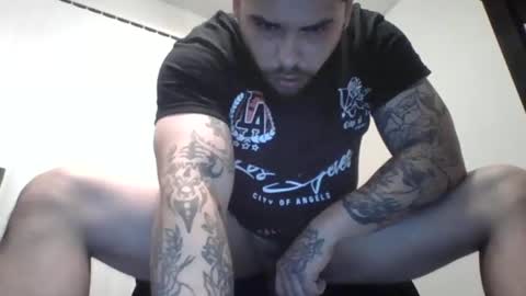 Snapshot of kingjames0627 chatting on 01.22.25 James online show from 01.22.25