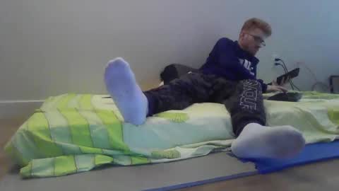 Snapshot of kingoffootfetish chatting on 02.12.25 Master  King Tommy online show from 02.12.25