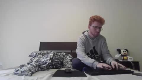 Snapshot of kingoffootfetish chatting on 03.12.25 Master  King Tommy online show from 03.12.25