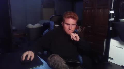 Snapshot of kingoffootfetish chatting on 09.25.25 Master  King Tommy online show from 09.25.25