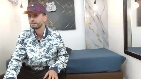 KING  online show from 03.24.26