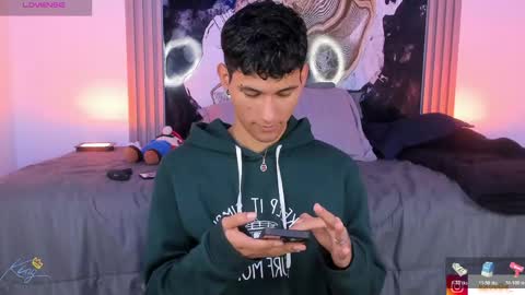  A L E X  online show from 04.14.26