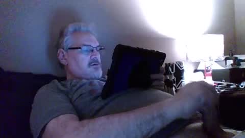 kingtongue10 online show from 12.10.24