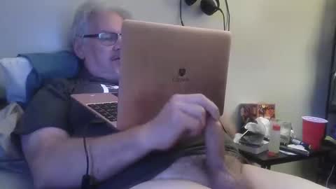 kingtongue10 online show from 04.25.26
