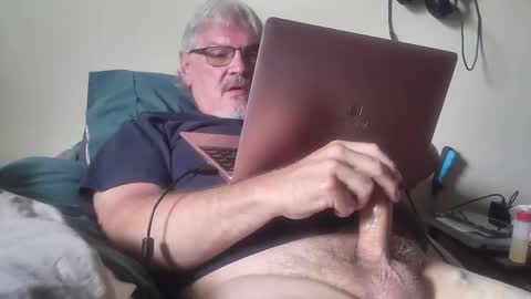 kingtongue10 online show from 04.27.26