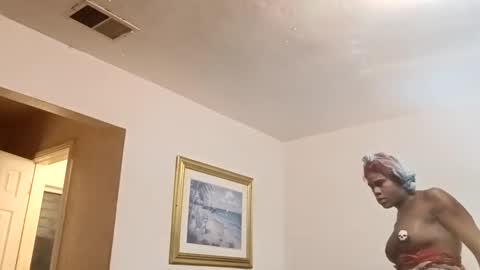 kingzoe1989 online show from 11.18.25