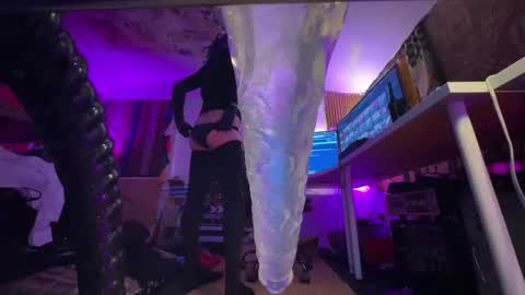 Nikki online show from 03.29.26