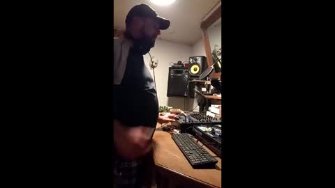 kinky_413x online show from 03.08.26