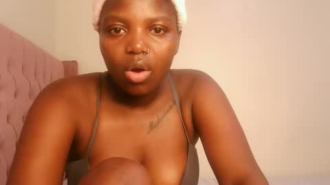 Lola online show from 02.27.26