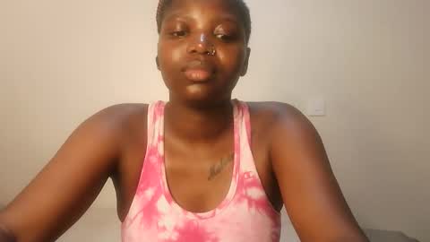 Snapshot of kinky_lola1 chatting on 03.17.26 Lola online show from 03.17.26