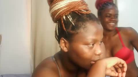 Snapshot of kinky_lola1 chatting on 03.24.26 Lola online show from 03.24.26