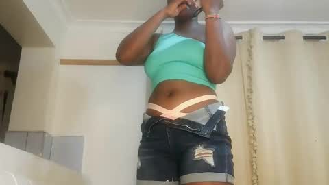 Snapshot of kinky_lola1 chatting on 03.28.26 Lola online show from 03.28.26