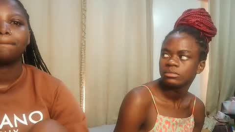 Snapshot of kinky_lola1 chatting on 04.03.26 Lola online show from 04.03.26