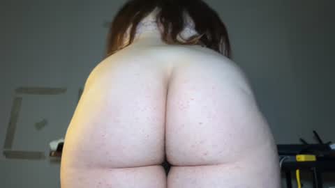 Snapshot of kinky_malina chatting on 06.17.26 Heeey My name - Rose. Chat w me here or - online show from 06.17.26