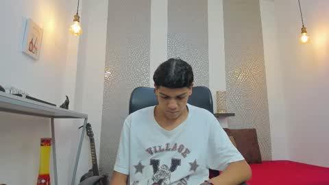 Snapshot of kinky_spice69 chatting on 10.14.25   online show from 10.14.25