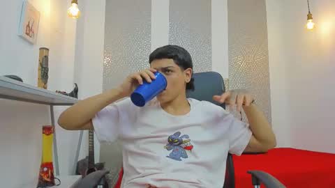 Snapshot of kinky_spice69 chatting on 10.16.25   online show from 10.16.25