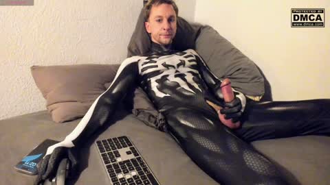 kinky_spidey online show from 12.16.24