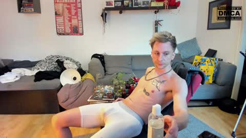 kinky_spidey online show from 12.23.24