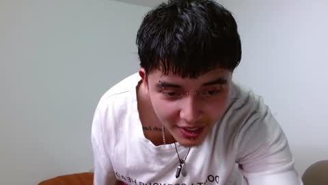 Snapshot of kinkybabies_ chatting on 01.23.25 Mercury online show from 01.23.25