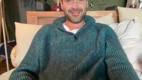 M online show from 11.12.25