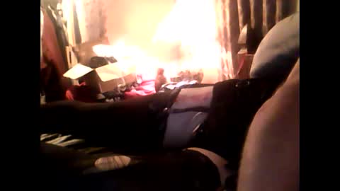 Bambi Lynn online show from 10.02.25