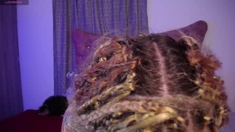  Sara  online show from 02.13.25