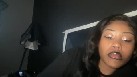 Bunniii online show from 01.24.25