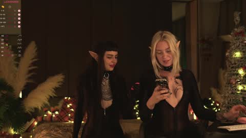 kinkylina_ online show from 12.26.24