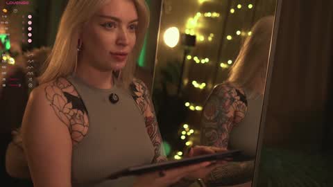 kinkylina_ online show from 01.09.25