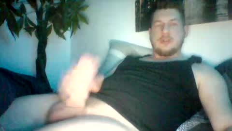 Snapshot of kinkylionboy chatting on 01.14.25 kinkylionboy online show from 01.14.25
