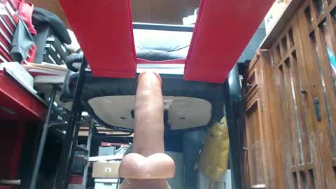 Snapshot of kinkysissy3334 chatting on 02.26.25 kinkysissy3334 online show from 02.26.25