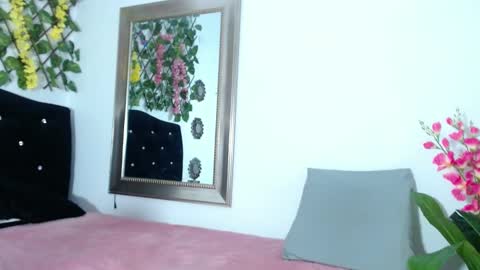 Isabella  online show from 02.24.25