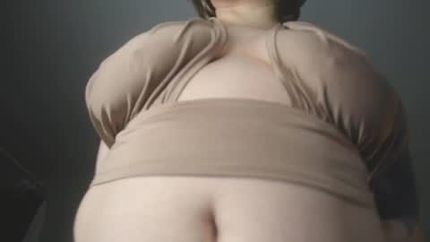 Snapshot of kira_citro chatting on 12.13.24 Kira  NEXT STREAM December 4 5pm CET  11am EST online show from 12.13.24