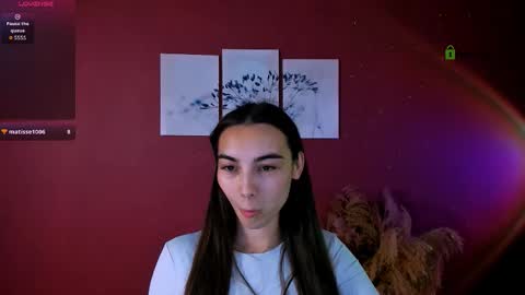 kira_light__ online show from 11.14.25