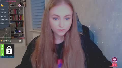 Snapshot of kira_love_sleep chatting on 12.03.24 you know thumb up me please its important online show from 12.03.24